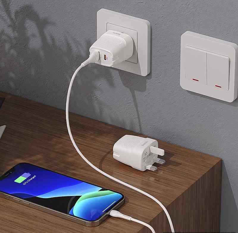 Hoco C85B Wall Charger PD20W QC3.0 UK Plug